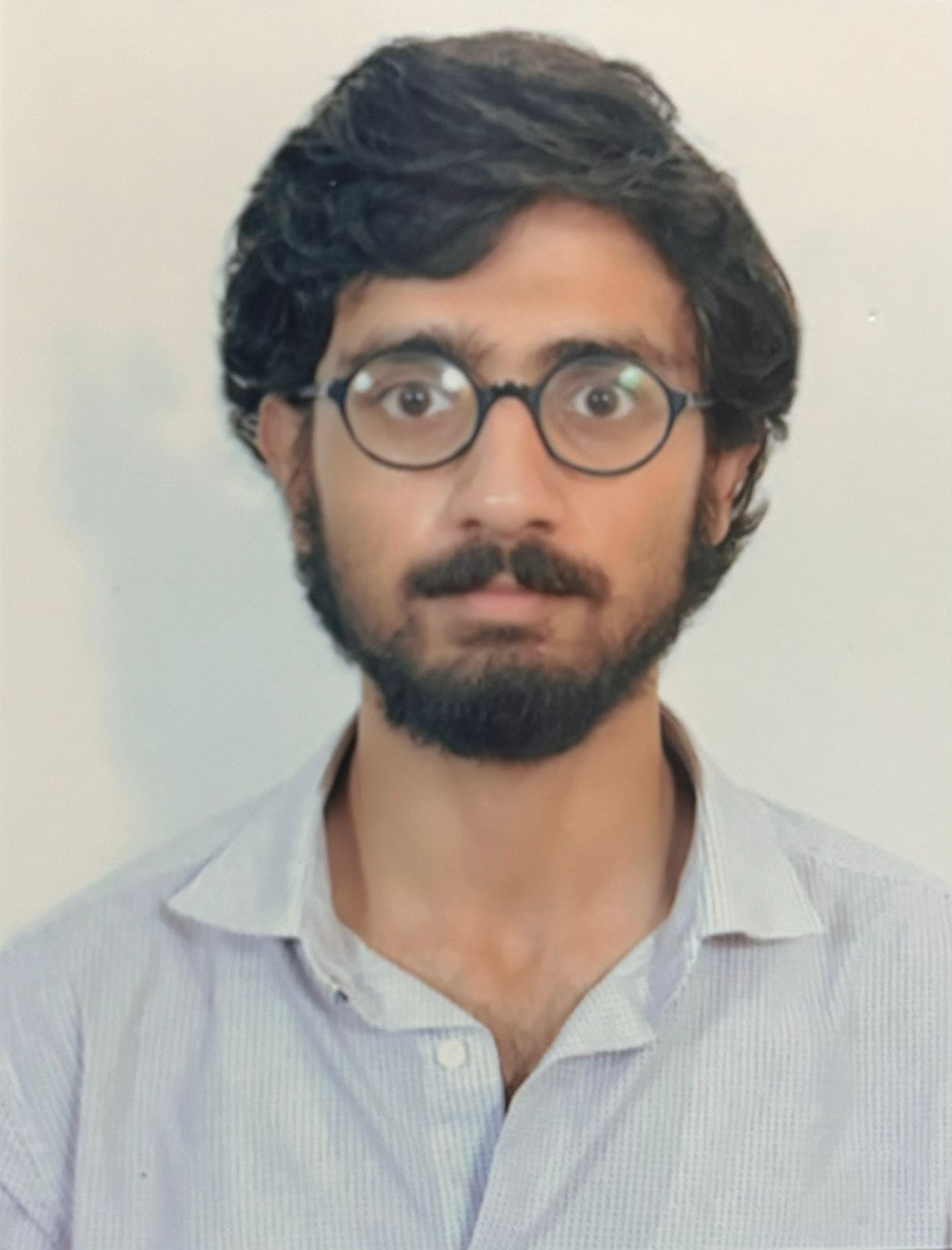 Dr Siddharth Raina